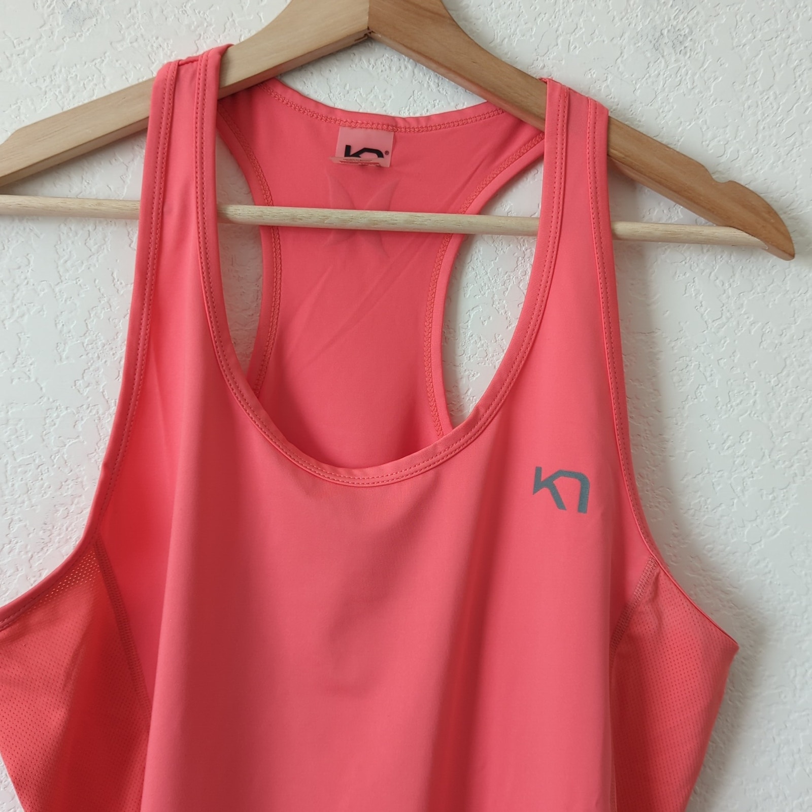 Kari Traa Women's Racerback Tank Top Xl Athletic Workout Pink Breathable Gym Euc — image 6 of 7